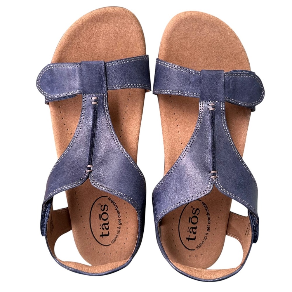 Taos Womens The Show Sandal Dark Blue Leather T-Strap Comfort Shoe Size 8